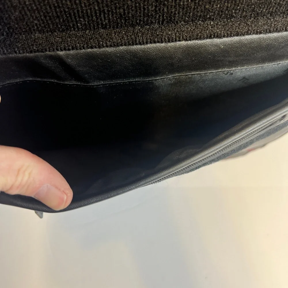 Targus laptop messenger
